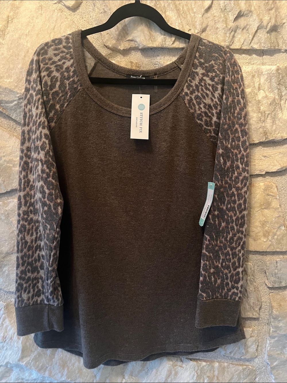 Pink Clover Brown Sweater with Leopard-Print Raglan Sleeves L